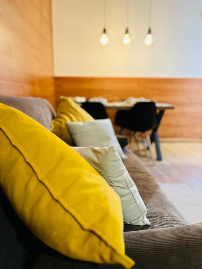 Nuevo Cosy Loft 4Pax Estavar מראה חיצוני תמונה